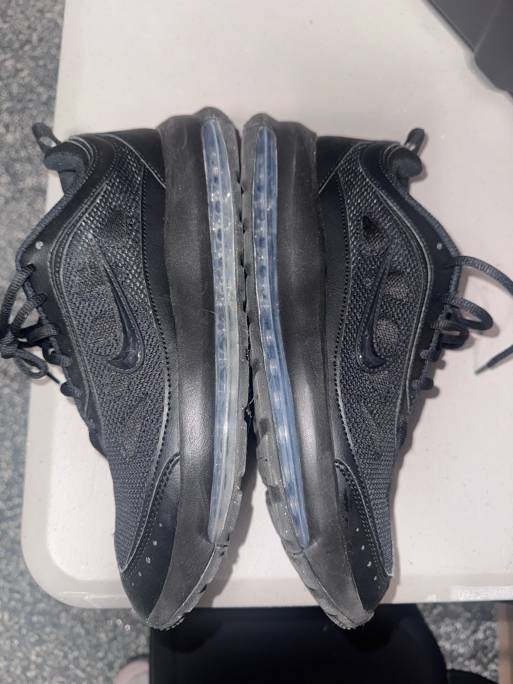 Nike Air Max AP Men's Shoe - Picture 4 of 6